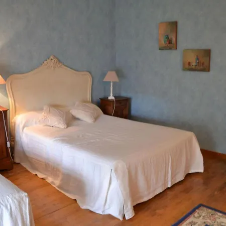Champniers, 4 Pieces, 6 Personnes - Fr-1-653-226 Vakantiehuis